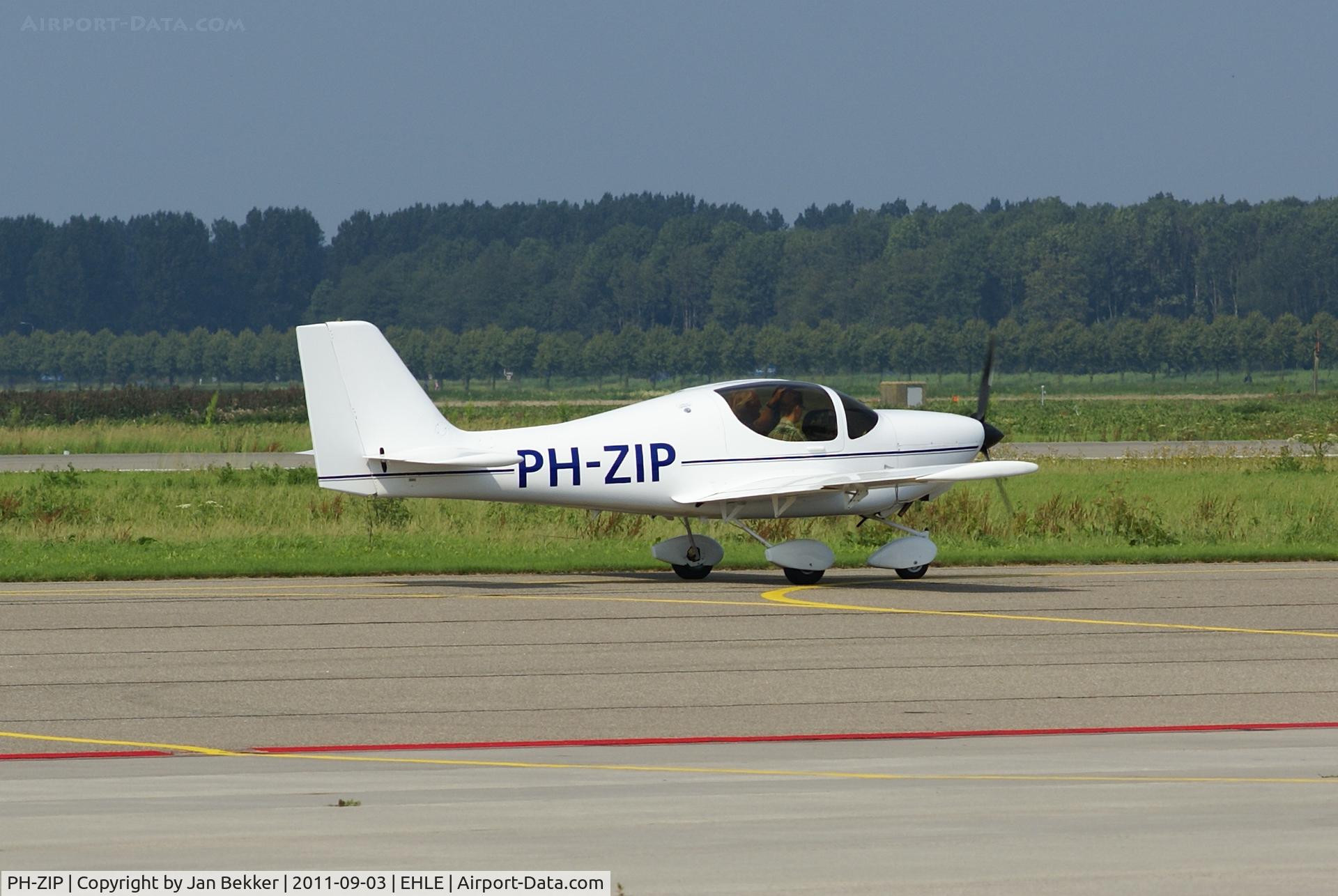PH-ZIP, Europa Tri-Gear C/N 077, Airport Lelystad