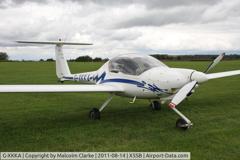 G-XKKA, 2000 Diamond HK-36TTC Super Dimona C/N 36677, Diamond HK-36 TTC Super Dimona at Sutton Bank, N Yorks, August 2011.