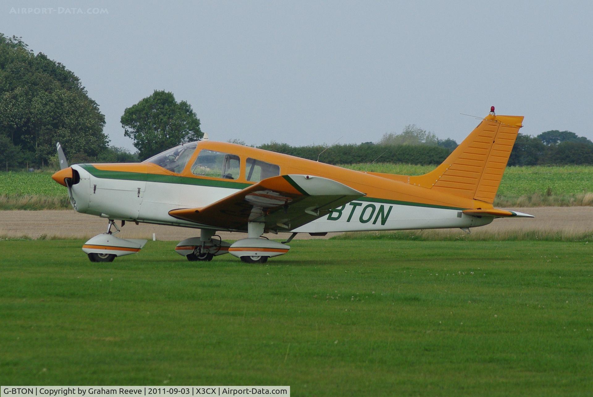 G-BTON, 1974 Piper PA-28-140 Cherokee Cruiser C/N 28-7425343, Parked at Northrepps.