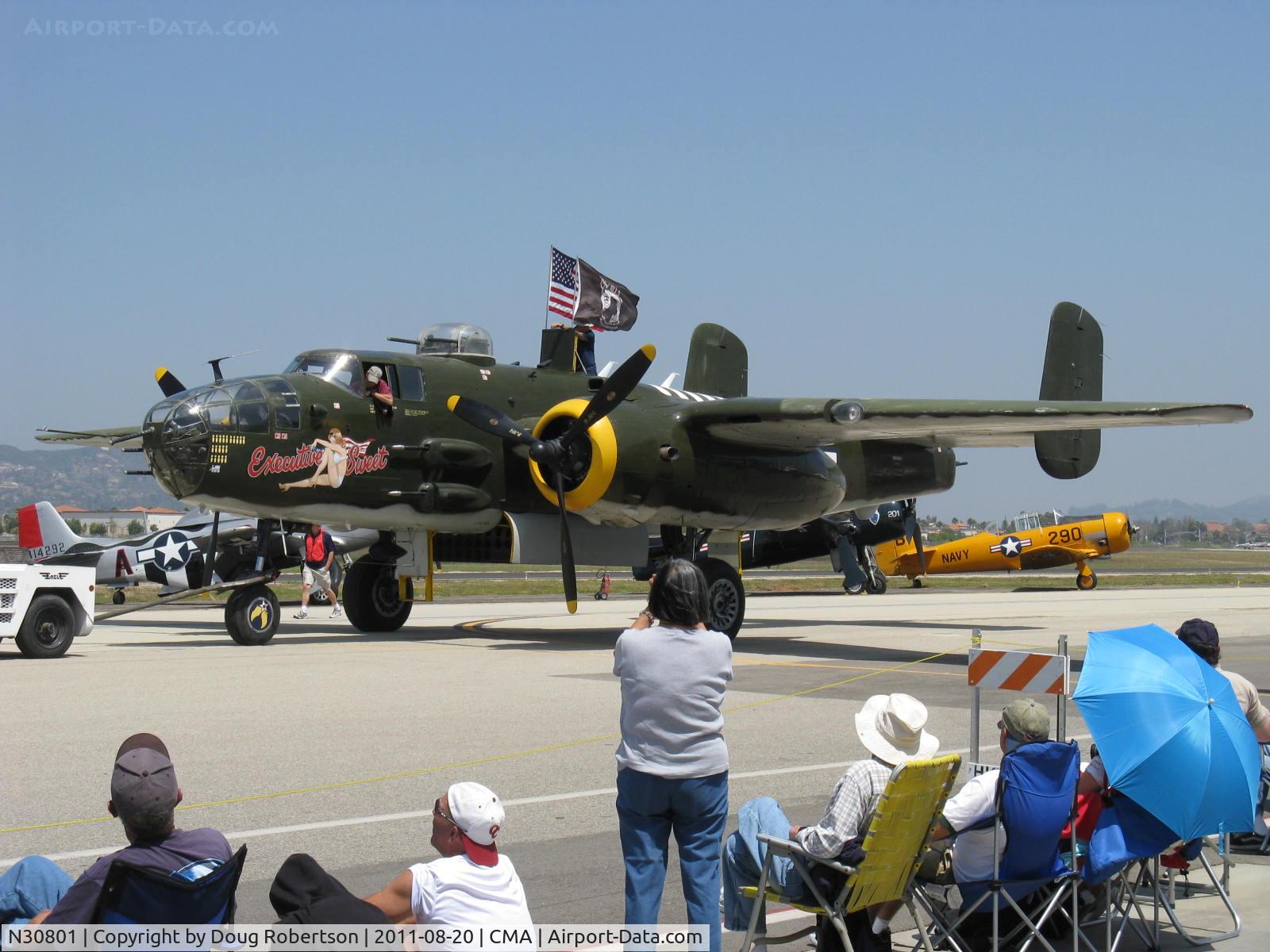 N30801, 1944 North American TB-25N Mitchell C/N 108-34076, 1944 North American TB-25N MITCHELL 'Executive Sweet', two Wright Cyclone R-2600s 1,700 Hp each, taxi
