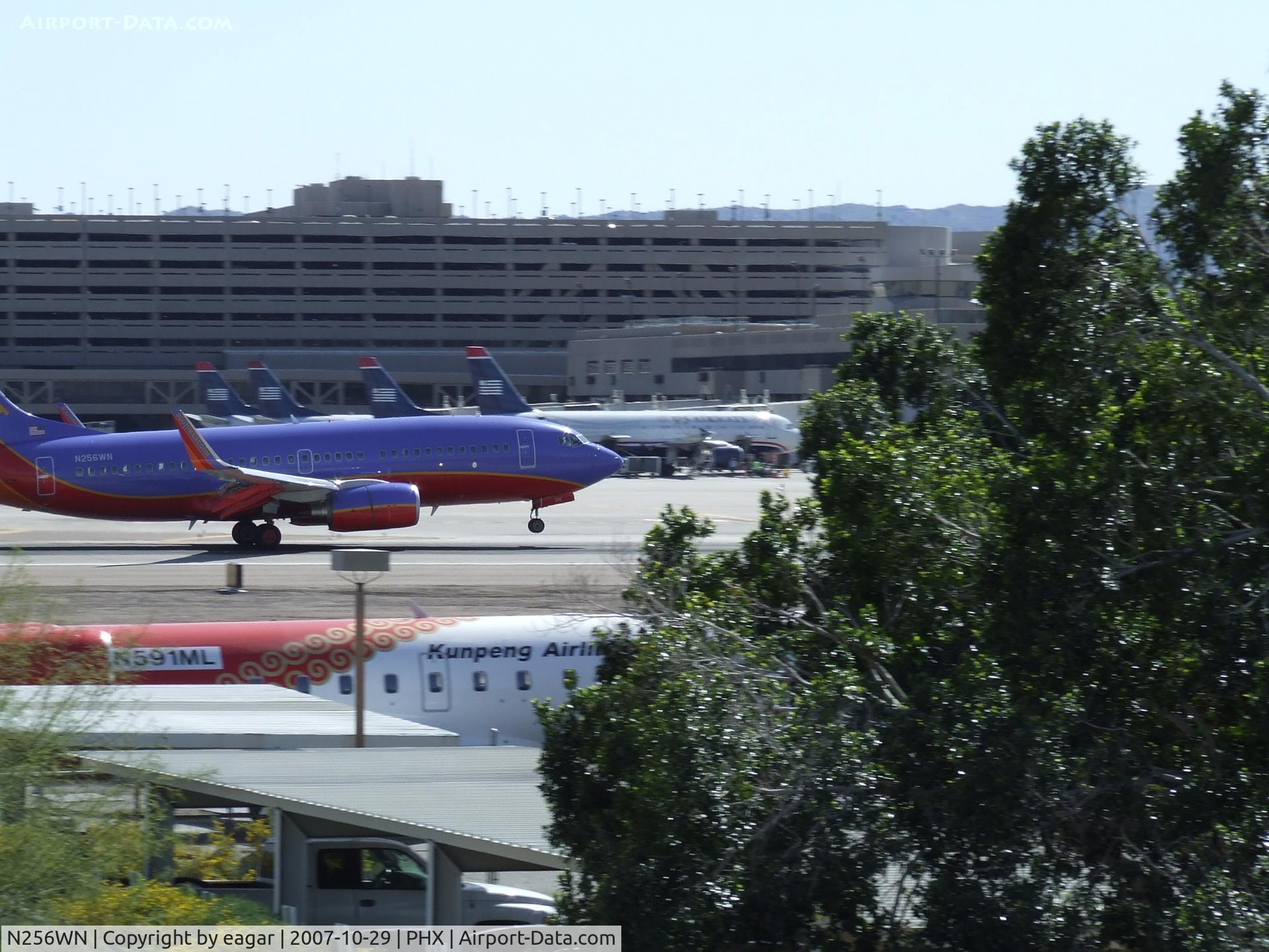 N256WN, 2006 Boeing 737-7H4 C/N 32514, Southwest