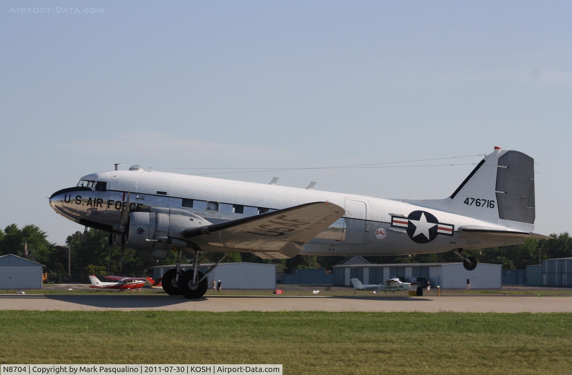 N8704, 1944 Douglas DC3C-S4C4G (TC-47B-30-DK) C/N 33048, Douglas DC3C