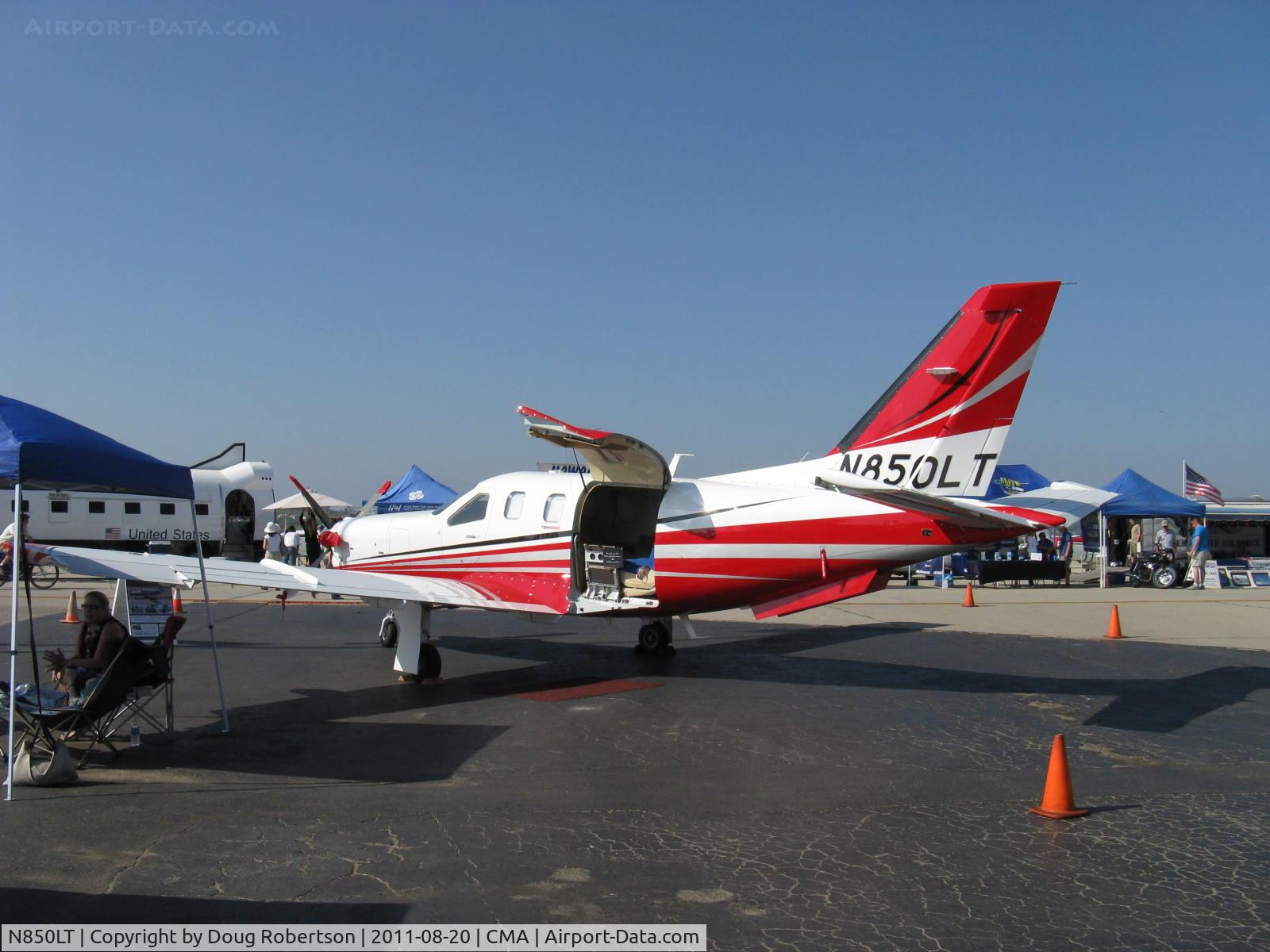 N850LT, Socata TBM-700 C/N 585, SOCATA TBM 700C, one P&W(C)PT6A-64 Turboprop 1,580 shp flat rated at 700 shp