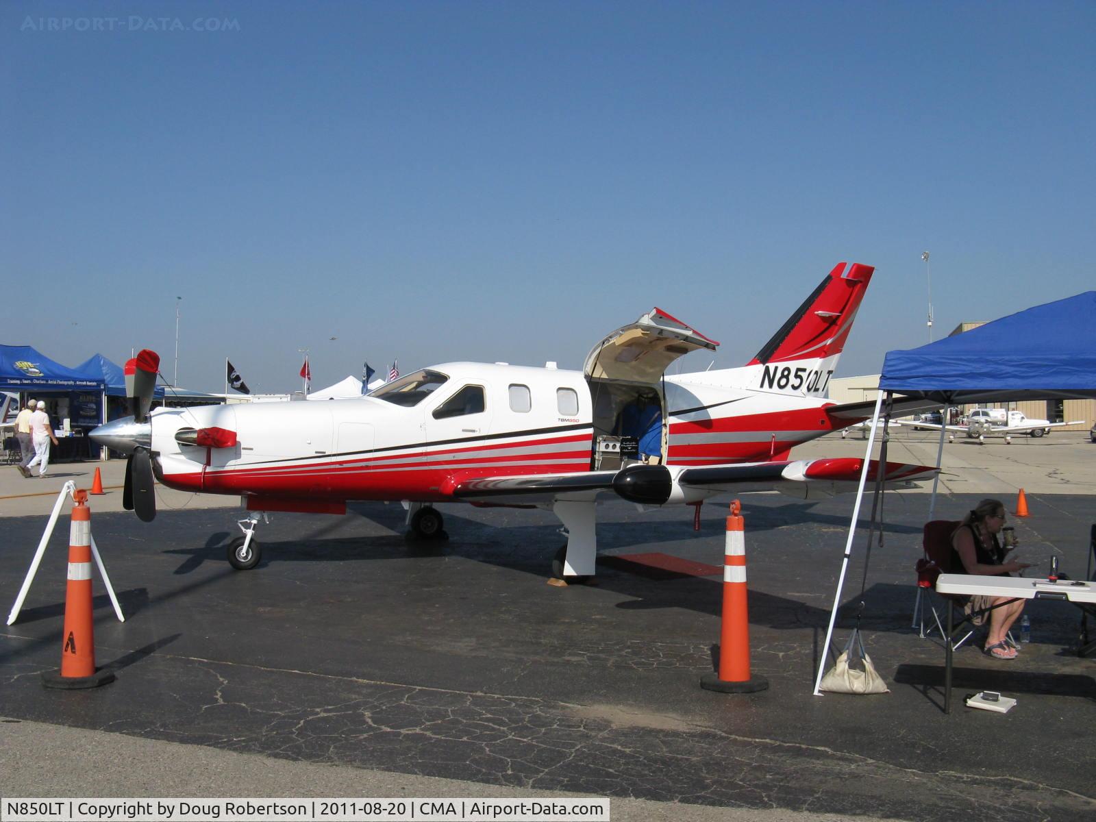 N850LT, Socata TBM-700 C/N 585, SOCATA TBM 700C, one P&W(C)PT6A-64 Turboprop 1,580 shp flat rated at 700 shp