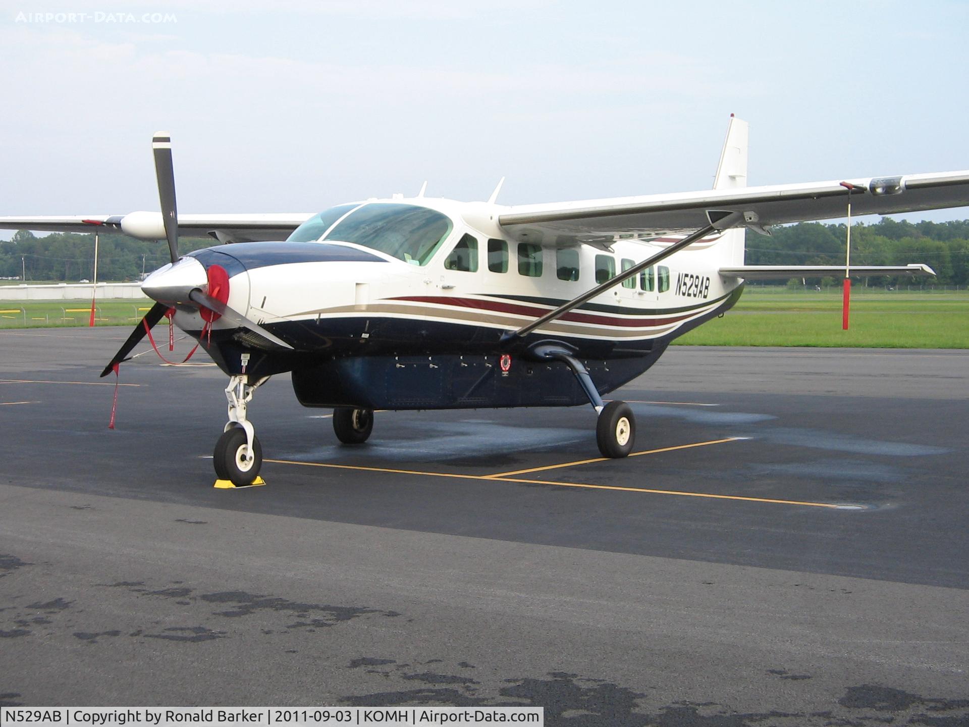 N529AB, 2008 Cessna 208B C/N 208B2053, Orange