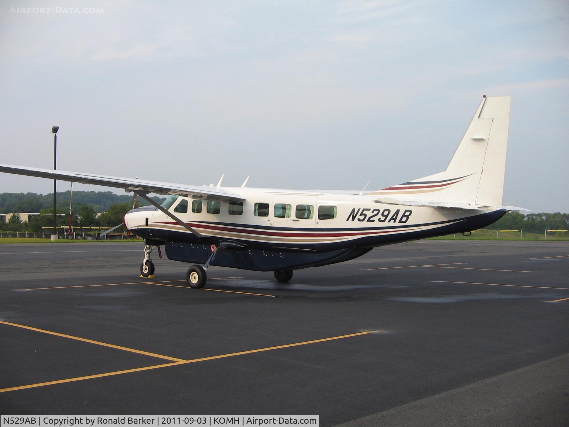 N529AB, 2008 Cessna 208B C/N 208B2053, Orange