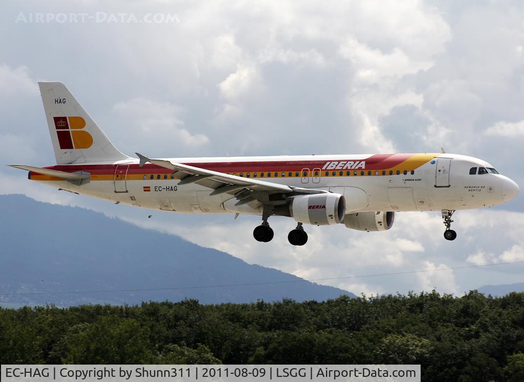 EC-HAG, 1999 Airbus A320-214 C/N 1059, Landing rwy 23