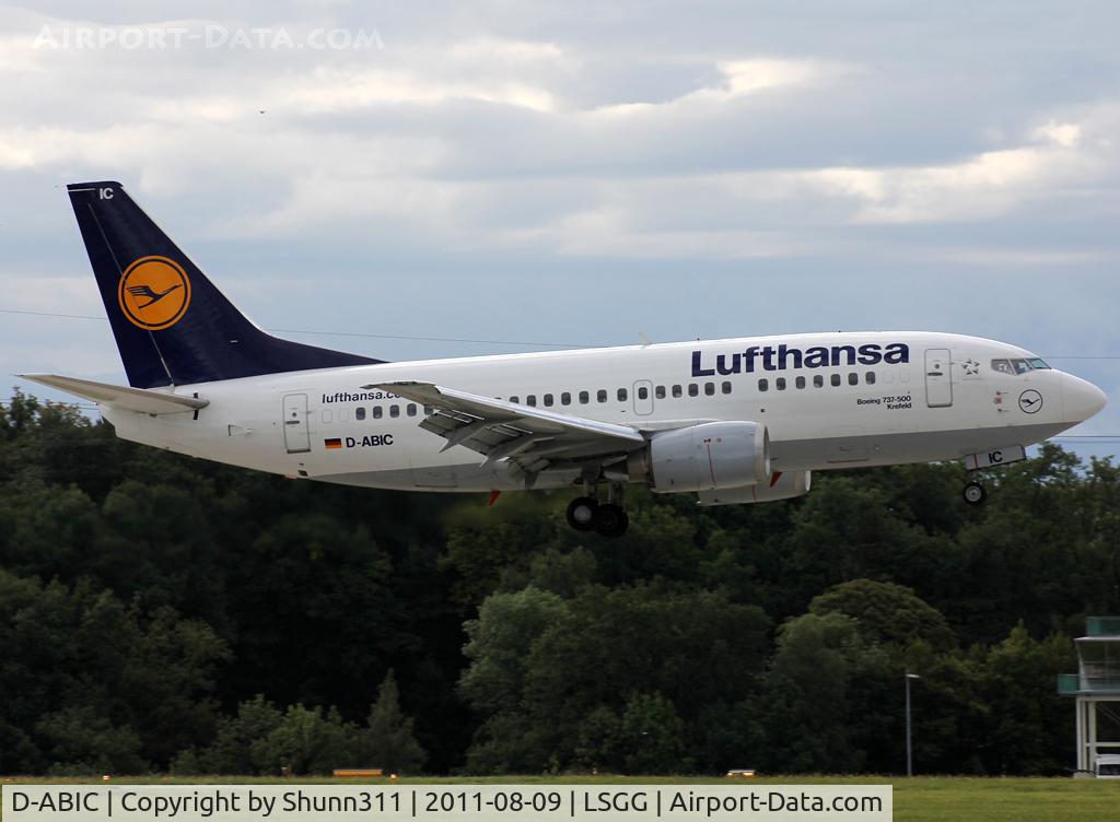 D-ABIC, 1990 Boeing 737-530 C/N 24817, Landing rwy 23