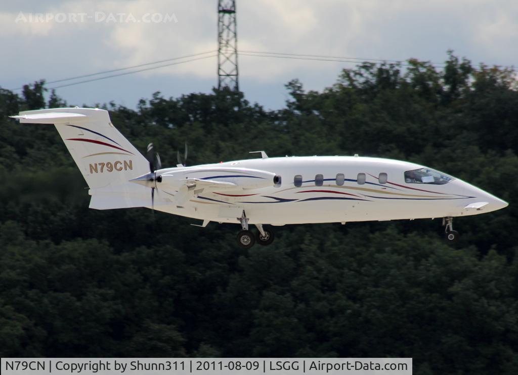 N79CN, 2003 Piaggio P-180 Avanti C/N 1061, Landing rwy 23