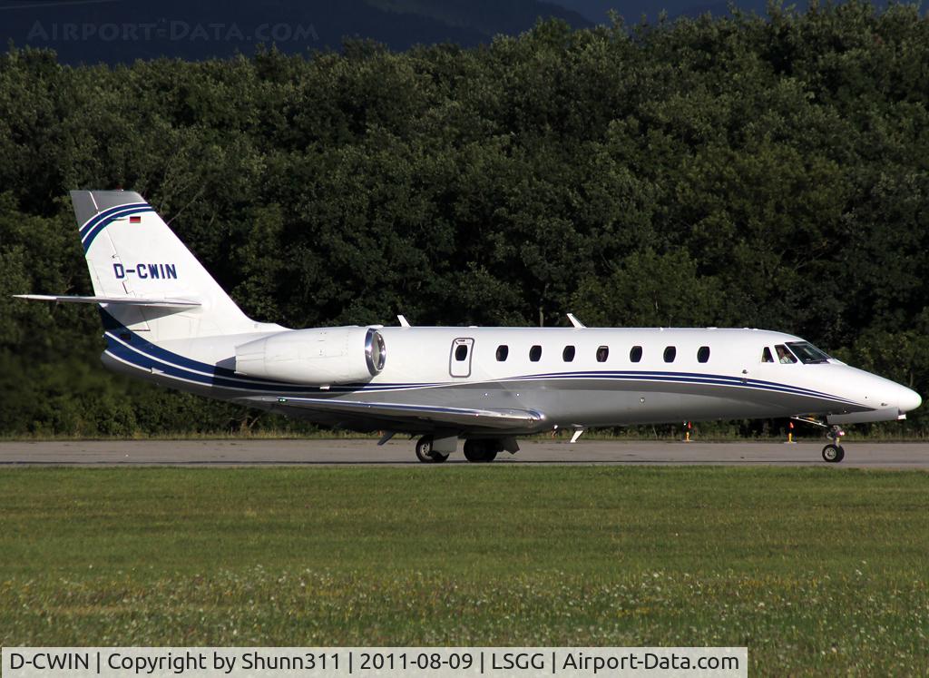 D-CWIN, 2011 Cessna 680 Citation Sovereign C/N 680-0305, Ready for take off rwy 23
