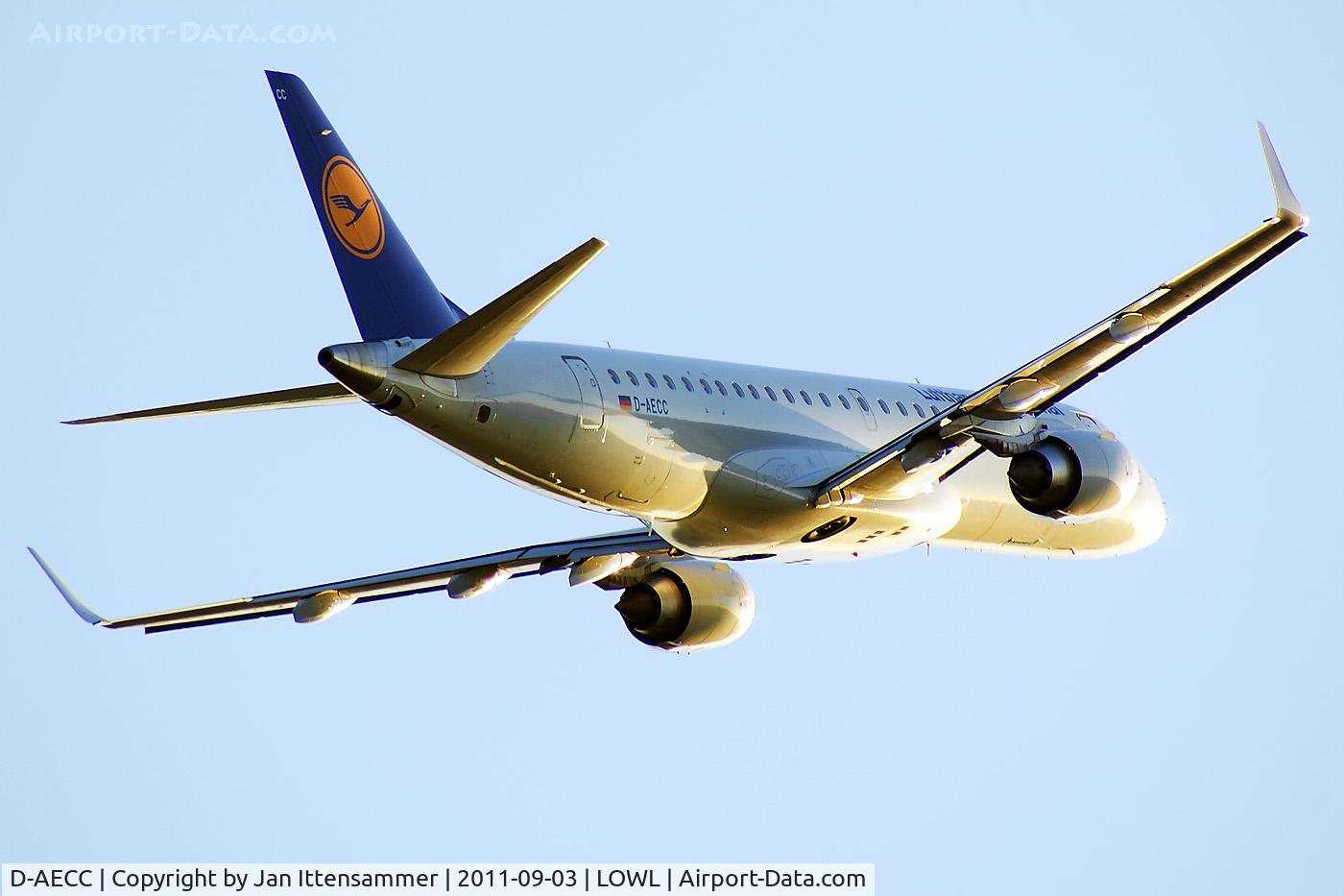 D-AECC, 2009 Embraer 190LR (ERJ-190-100LR) C/N 19000333, D-AECC @ LOWL