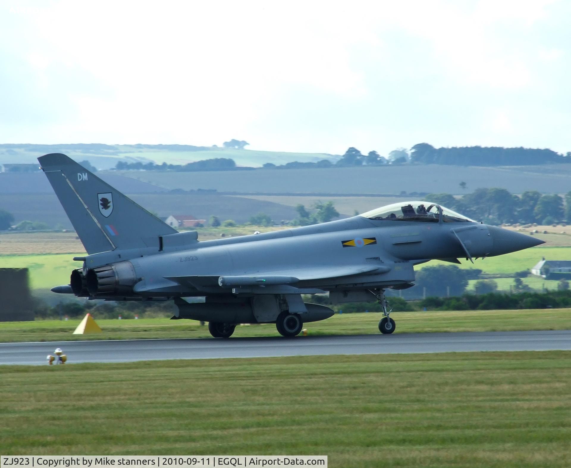 ZJ923, 2007 Eurofighter EF-2000 Typhoon FGR4 C/N 0075/BS014, 11sqn Typhoon landing at Leuchars airshow 2010 after its display with Tornado F.3 ZE734 & Spitfire MK356