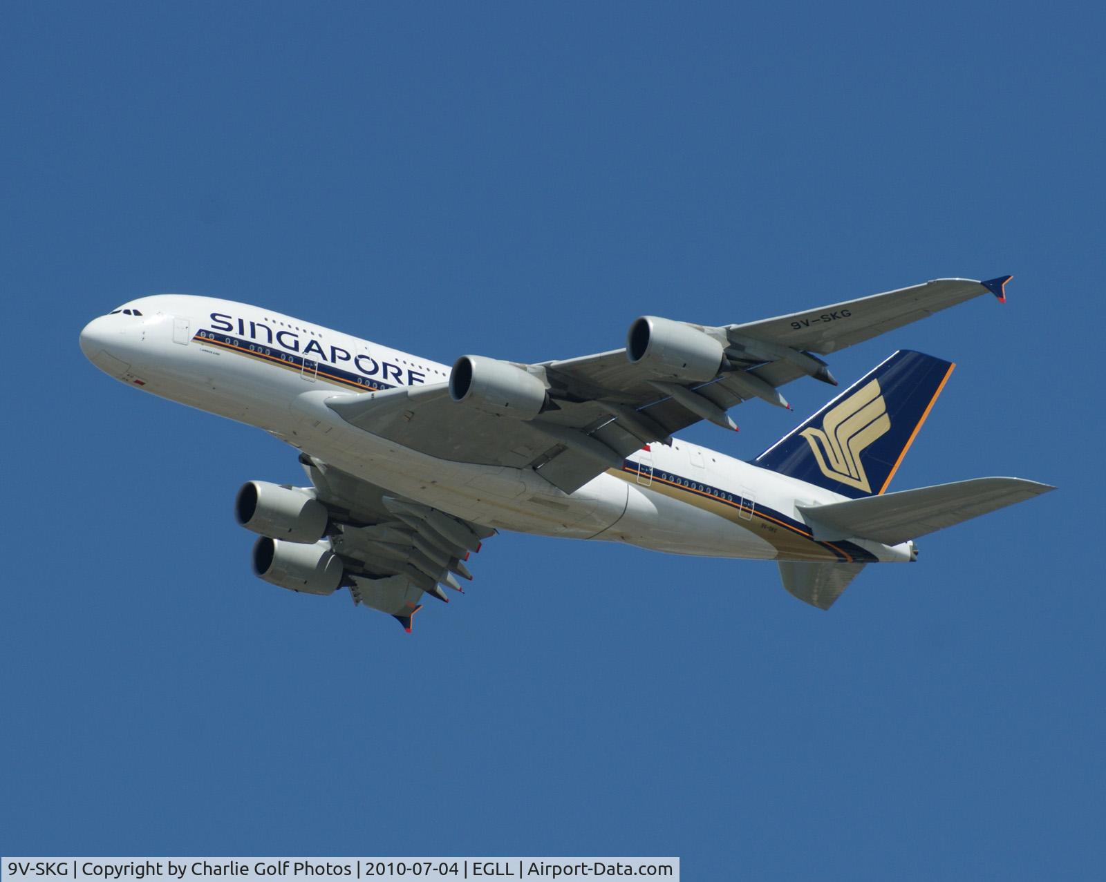 9V-SKG, 2008 Airbus A380-841 C/N 019, London Heathrow, July 4, 2010