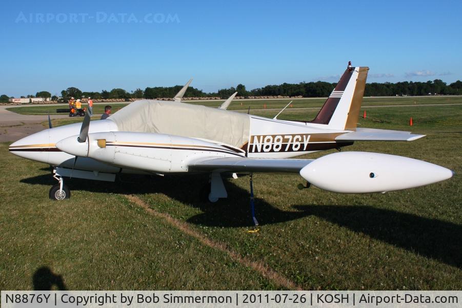 N8876Y, 1970 Piper PA-39 Twin Comanche C/N 39-32, Airventure 2011.