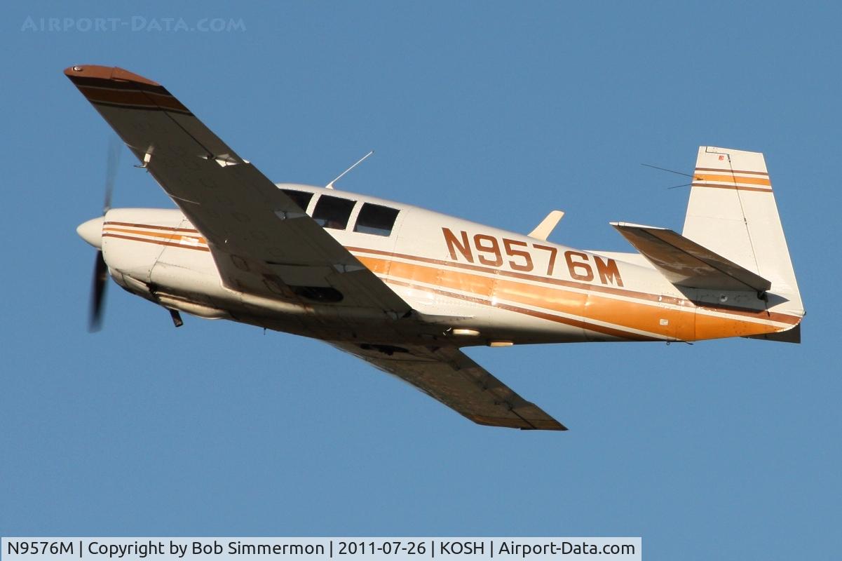 N9576M, 1966 Mooney M20F Executive C/N 670153, Departing Airventure 2011.