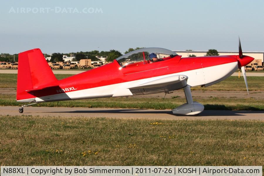 N88XL, 2006 Vans RV-8 C/N 81828, Departing Airventure 2011.