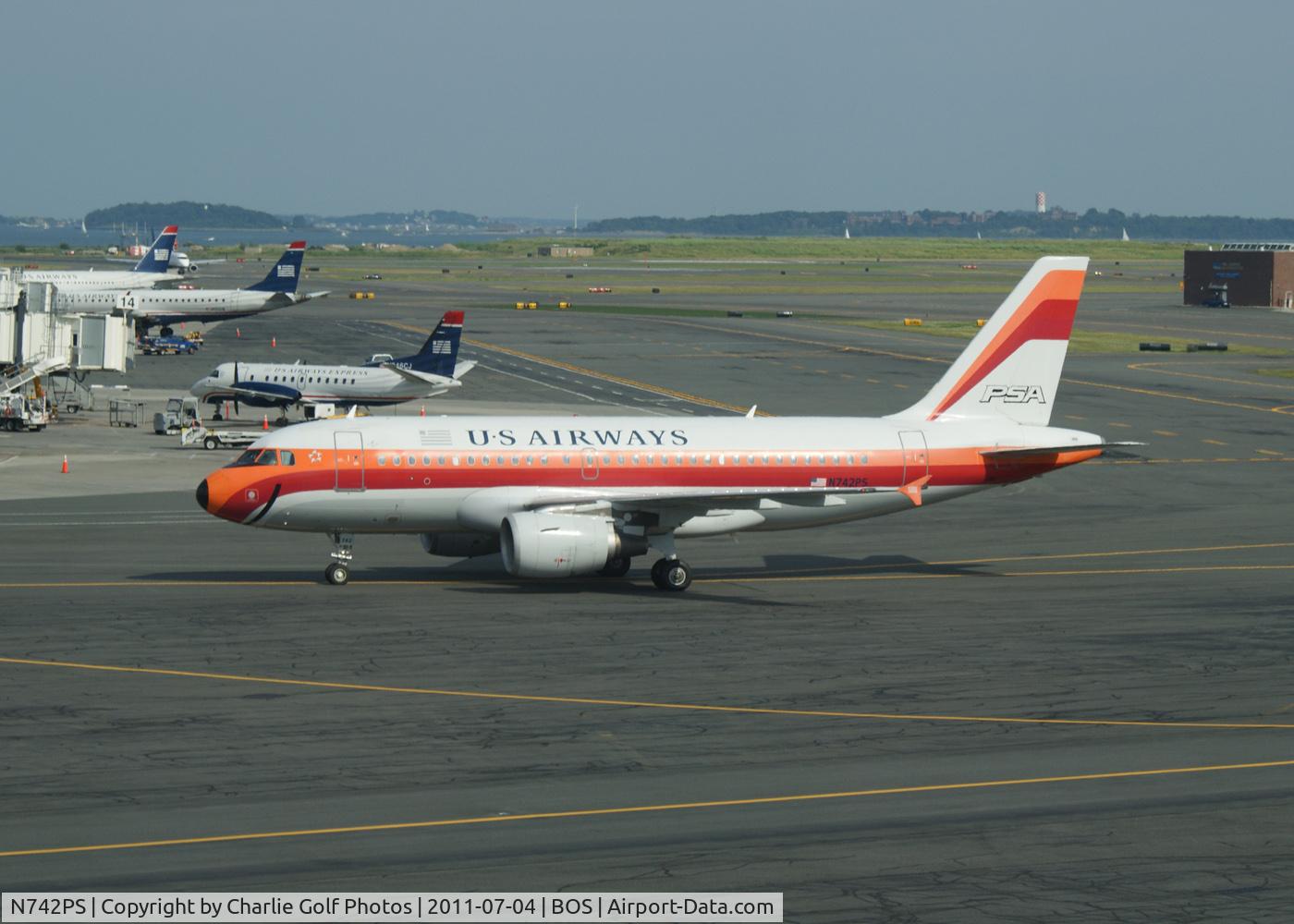 N742PS, 2000 Airbus A319-112 C/N 1275, Boston Logan, USA  July 4, 2011