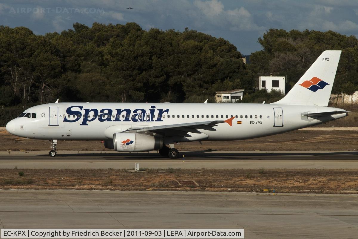 EC-KPX, 2001 Airbus A320-232 C/N 1407, taxying to the active