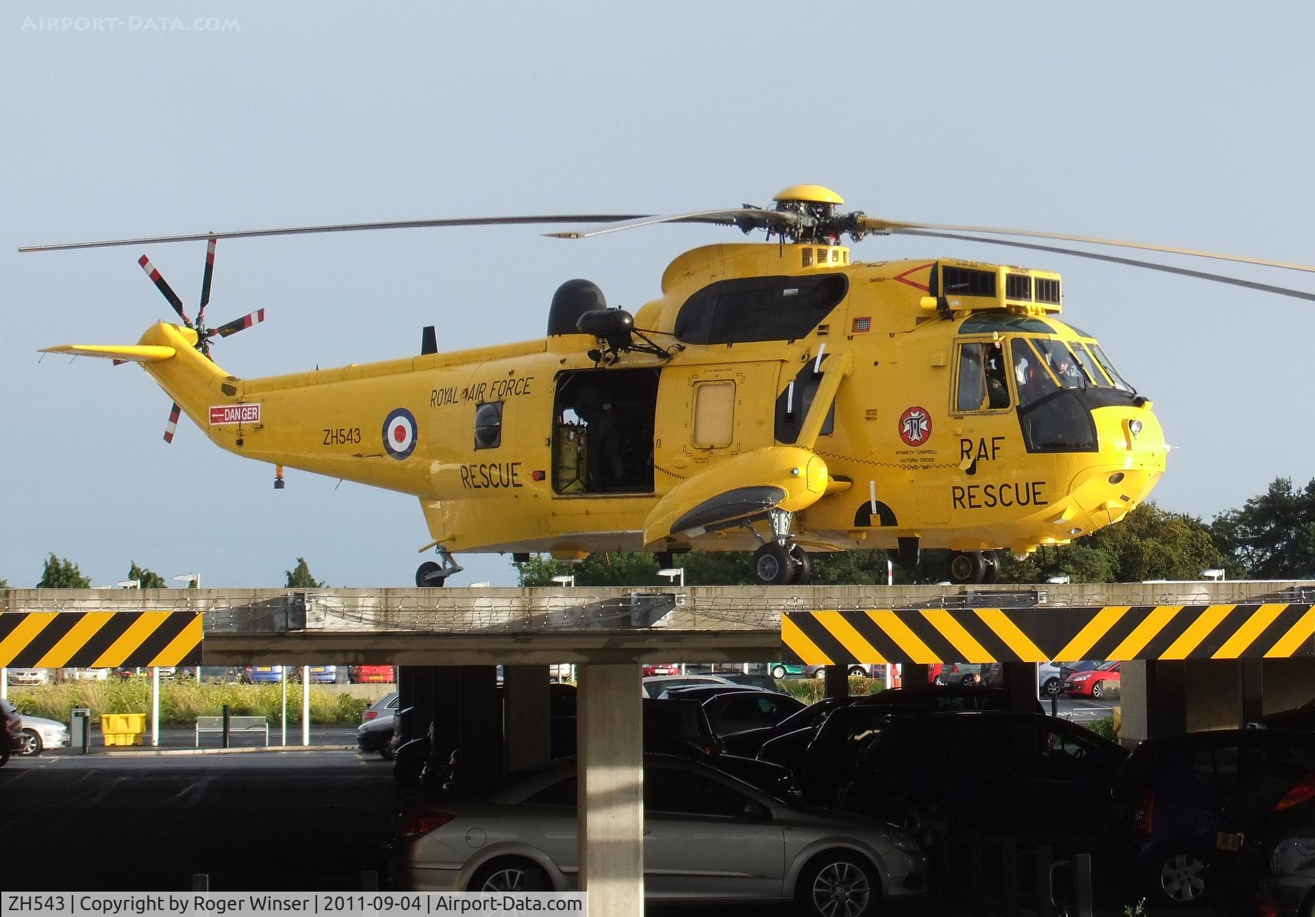 ZH543, Westland Sea King HAR.3A C/N WA1009, Off airport. Rescue 169. Operated by A Flight of 22 Squadron RAF based at RMB Chivenor. Seen on Morriston Hospital Helipad, Swansea, UK. Inscribed KENNETH CAMPBELL VICTORIA CROSS 6 APRIL 1941.