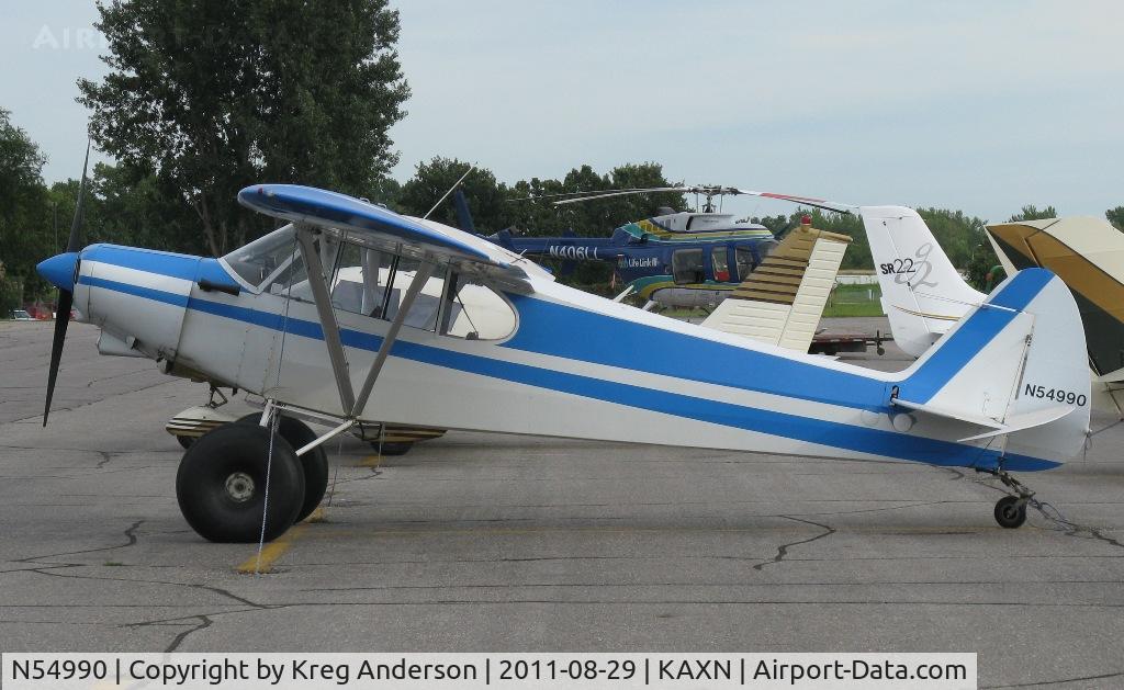 N54990, 1976 Piper PA-18-150 Super Cub C/N 18-7709035, Piper PA-18-150 Super Cub on the line.