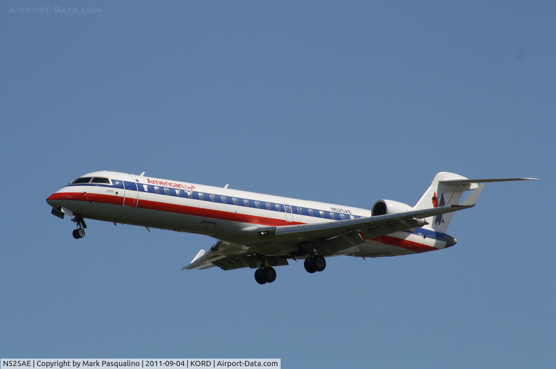 N525AE, Bombardier CRJ-701ER (CL-600-2C10) Regional Jet C/N 10302, CL-600-2C10