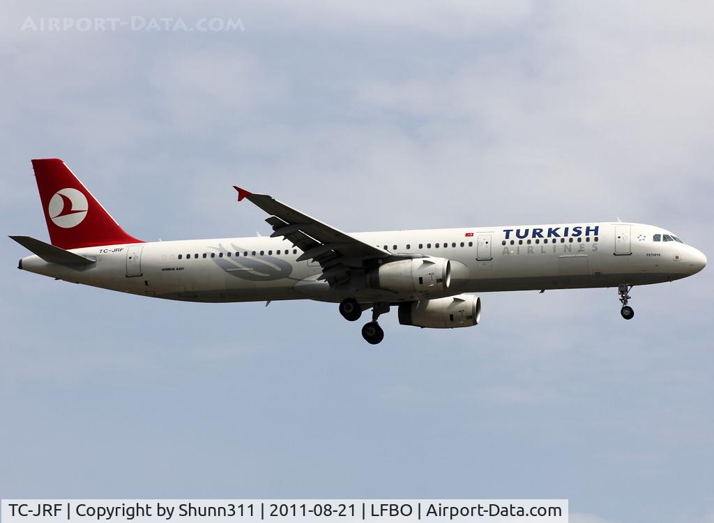 TC-JRF, 2007 Airbus A321-231 C/N 3207, Landing rwy 14R
