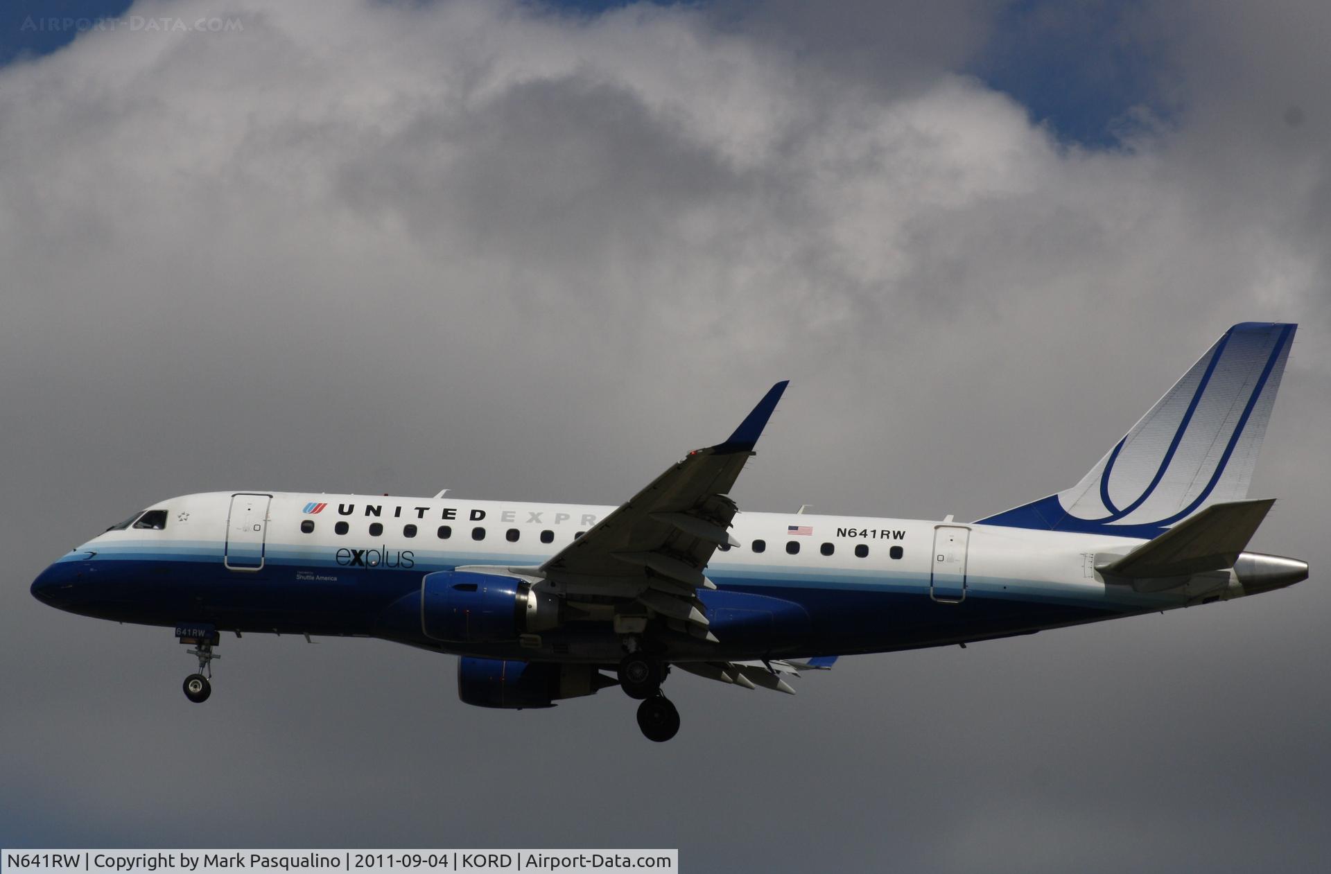 N641RW, 2004 Embraer 170SE (ERJ-170-100SE) C/N 17000062, ERJ 170-100 SE