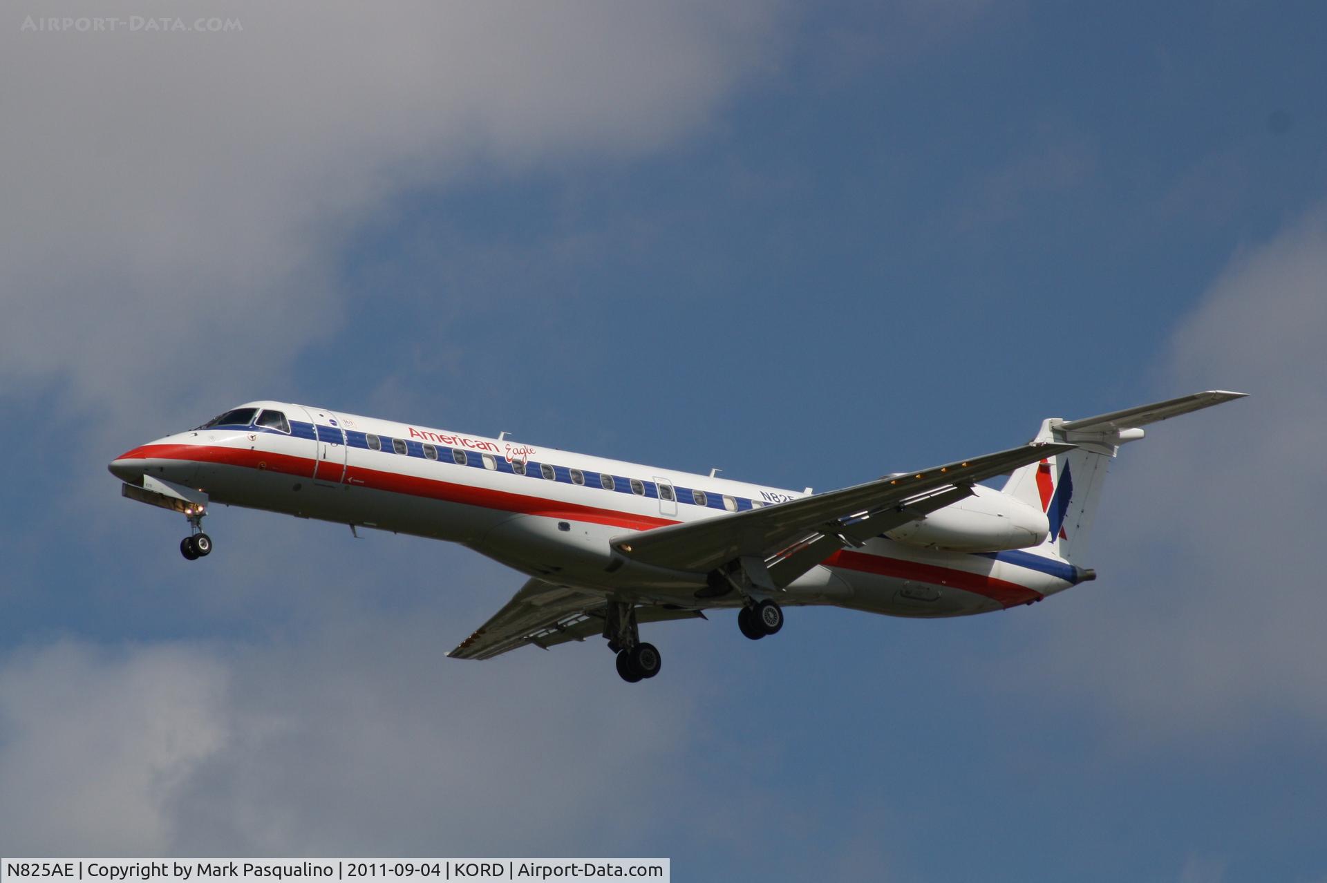 N825AE, 2002 Embraer ERJ-140LR (EMB-135KL) C/N 145589, EMB-135KL