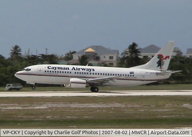 VP-CKY, 1992 Boeing 737-3Q8 C/N 26282, Grand Cayman (GCM)   August 2, 2007