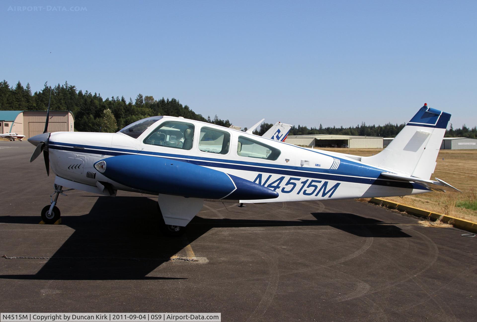 N4515M, 1978 Beech F33A Bonanza C/N CE-767, Joining the crowded Jefferson County ramp