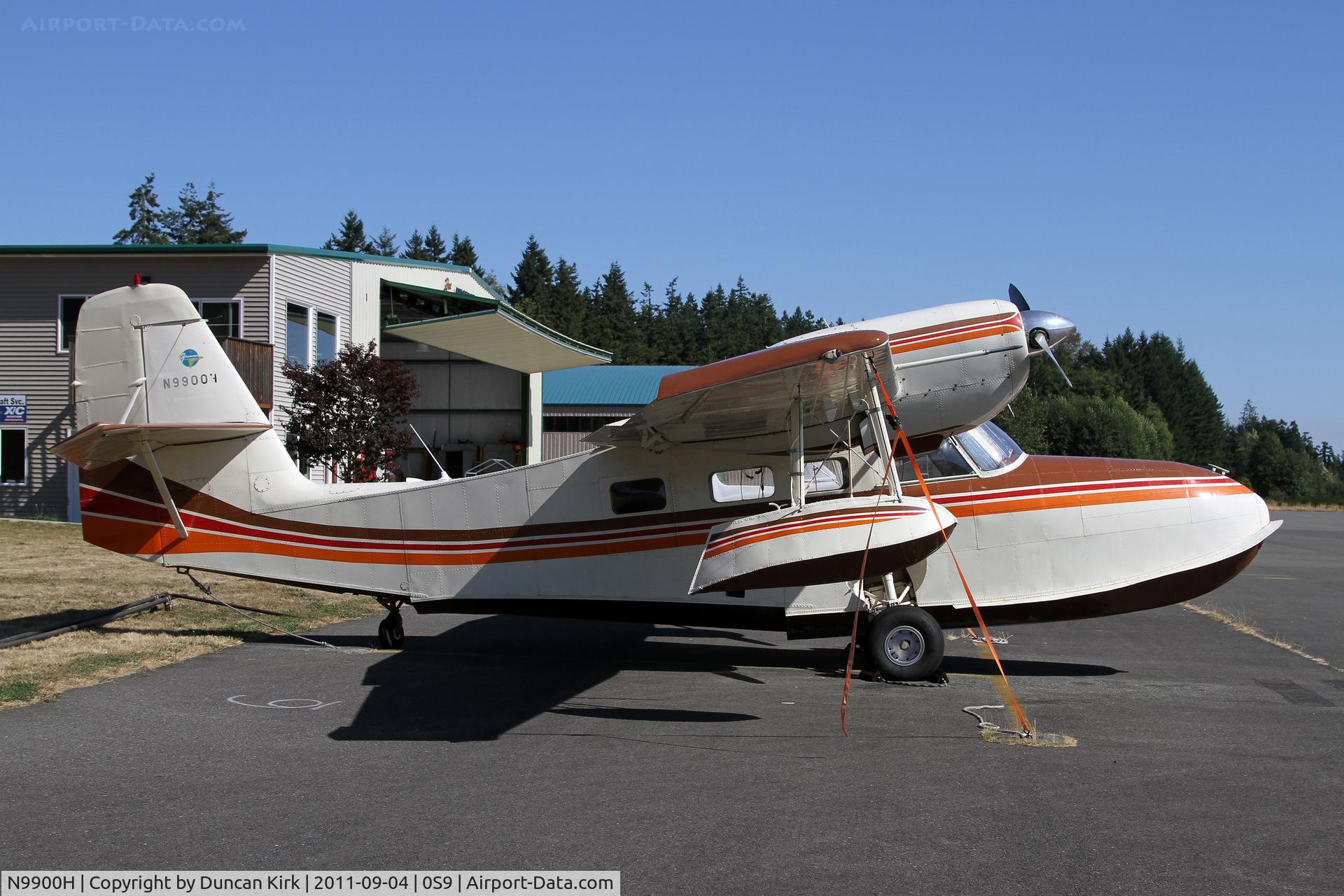 N9900H, 1943 Grumman G-44 Widgeon C/N 1328, This Widgeon resides at Jefferson County