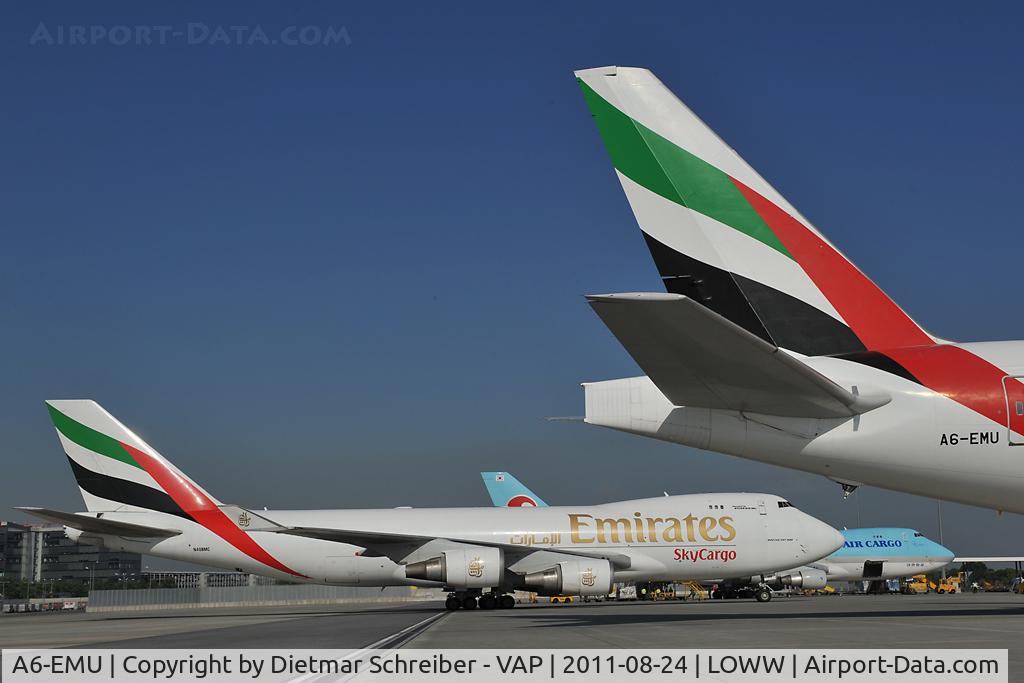 A6-EMU, 2002 Boeing 777-31H C/N 29064, Emirates Boeing 777-300