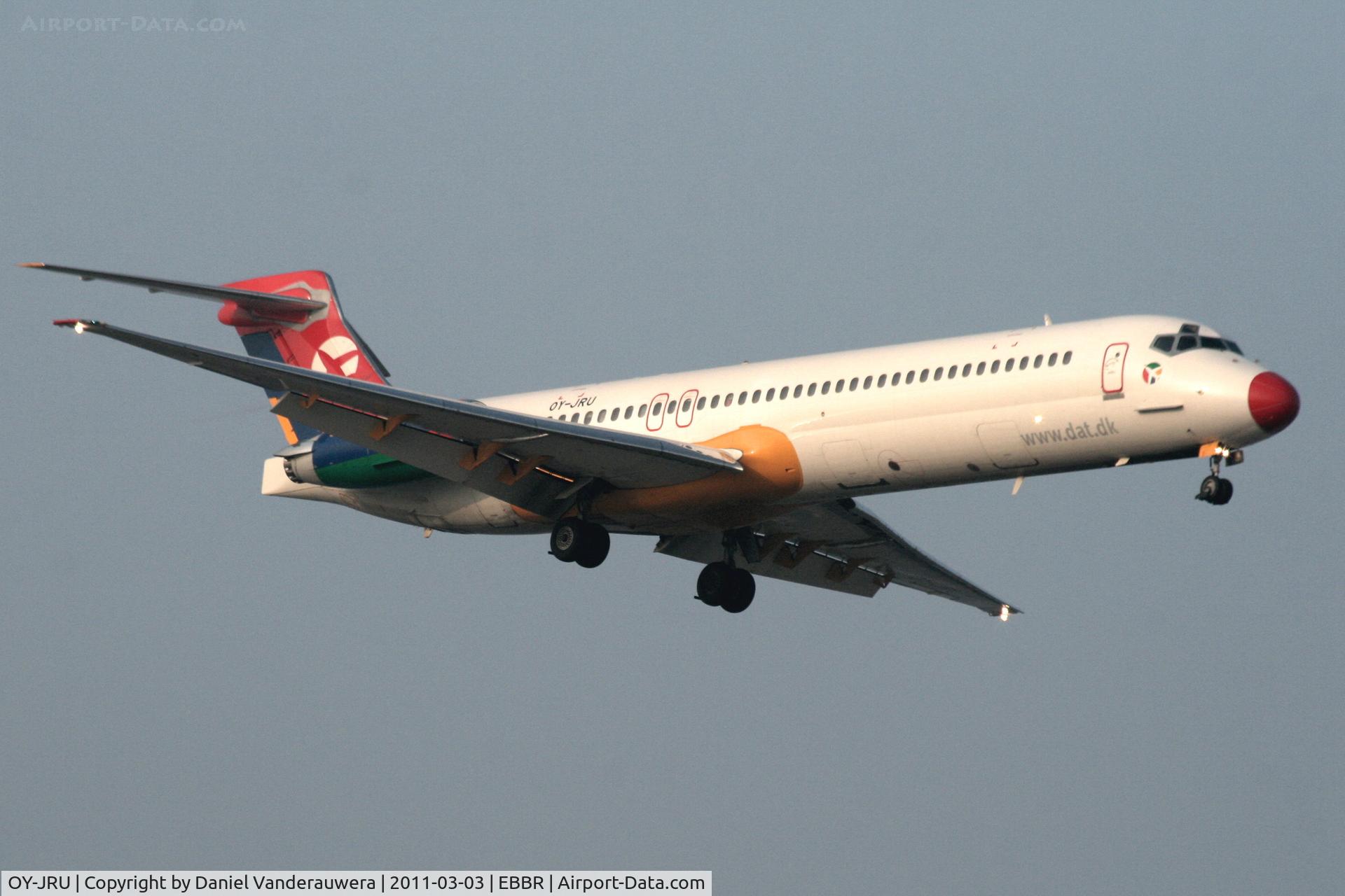 OY-JRU, 1987 McDonnell Douglas MD-87 (DC-9-87) C/N 49403, Early arrival of flight KF801 to RWY 02