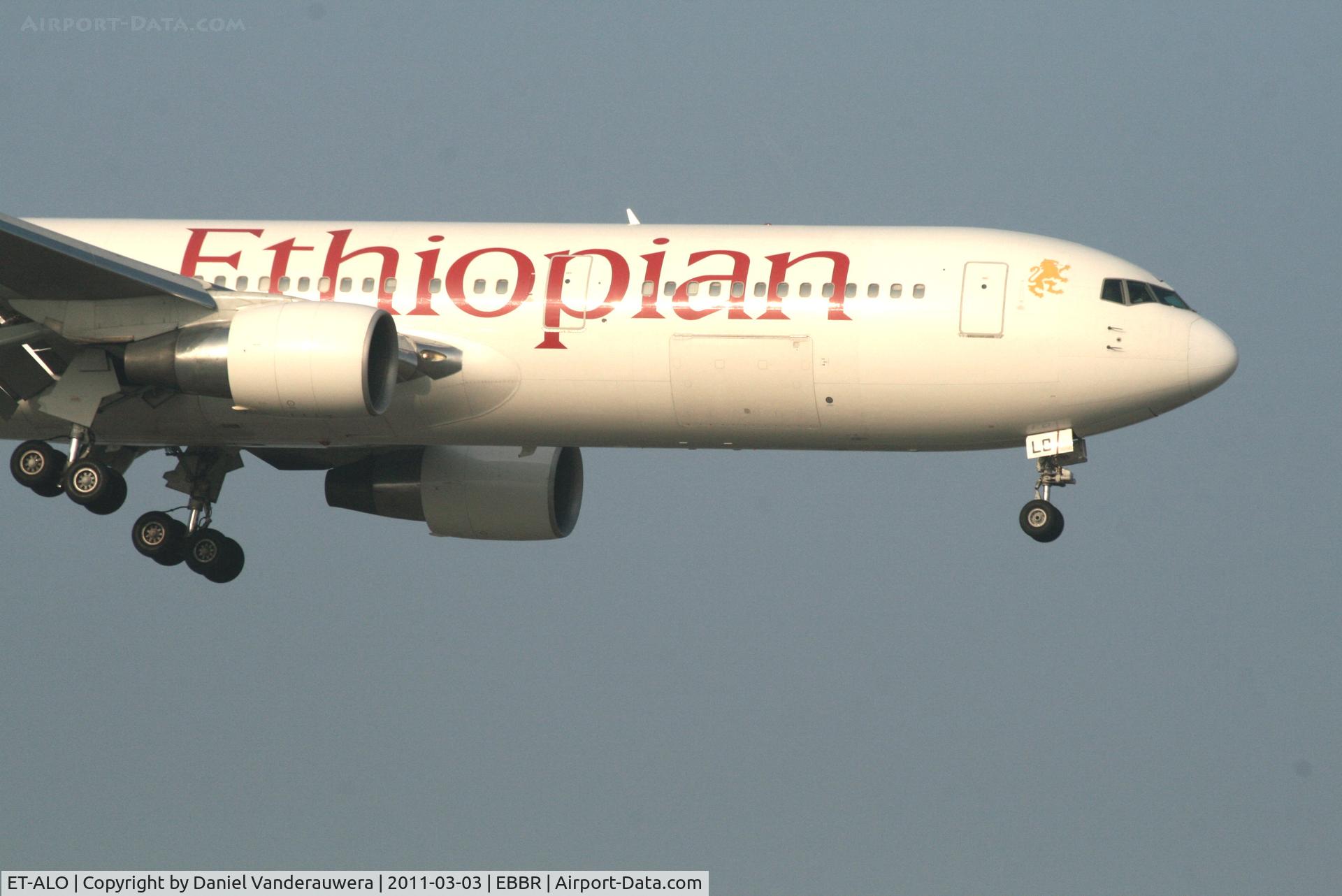 ET-ALO, 2004 Boeing 767-360/ER C/N 33768, Arrival of flight ET704 to RWY 02