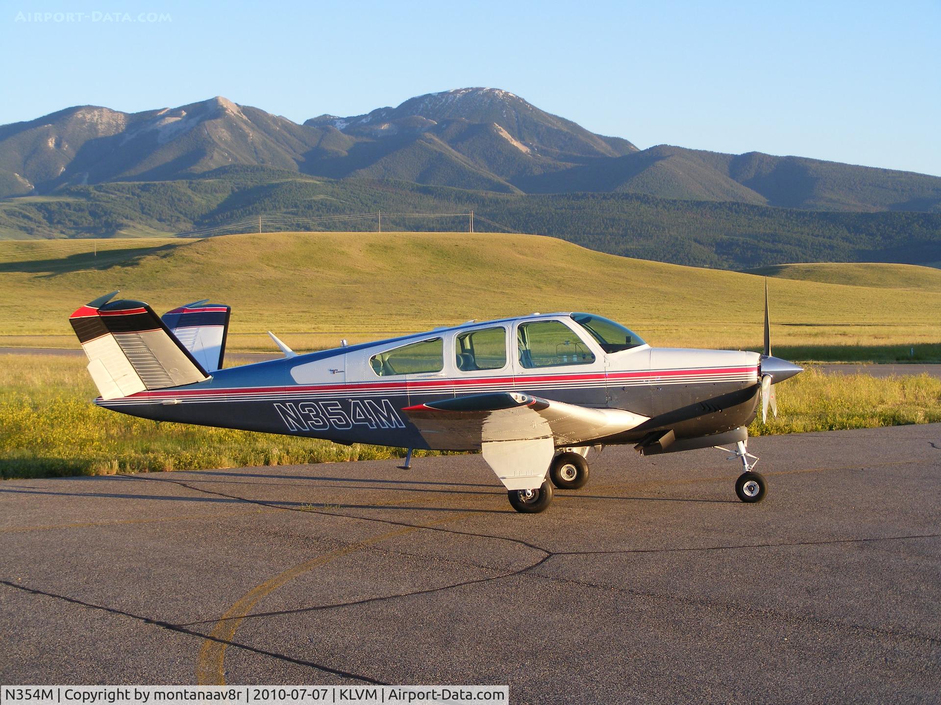 N354M, 1964 Beech S35 Bonanza C/N D-7516, Photo taken in evening light.