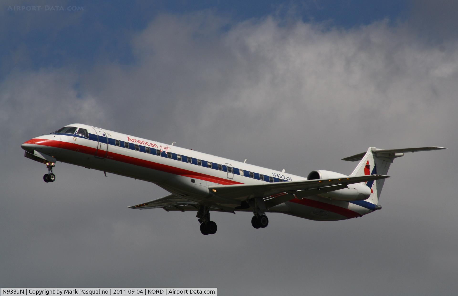 N933JN, 2005 Embraer ERJ-145LR (EMB-145LR) C/N 14500918, EMB-145LR