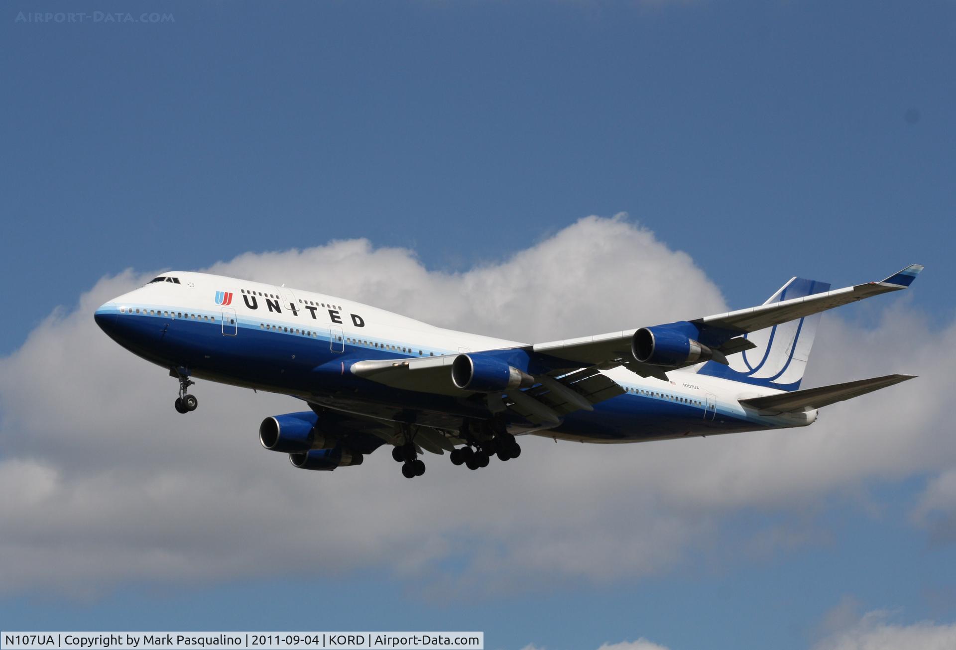 N107UA, 1998 Boeing 747-422 C/N 26900, Boeing 747-400