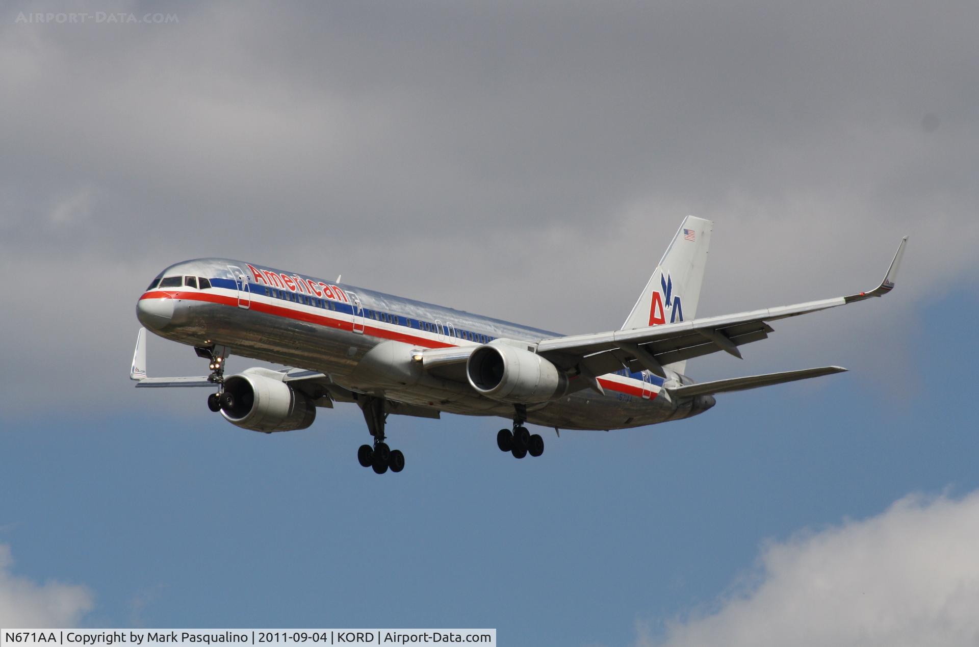 N671AA, 1992 Boeing 757-223 C/N 25336, Boeing 757-200