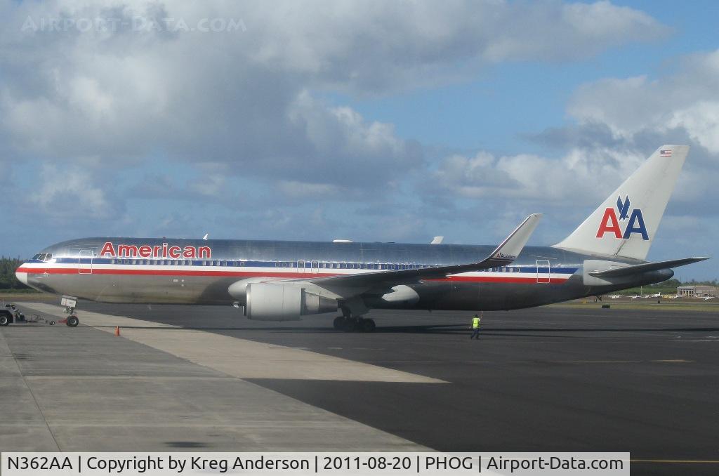 N362AA, 1988 Boeing 767-323 C/N 24043, American Airlines Boeing 767-323.