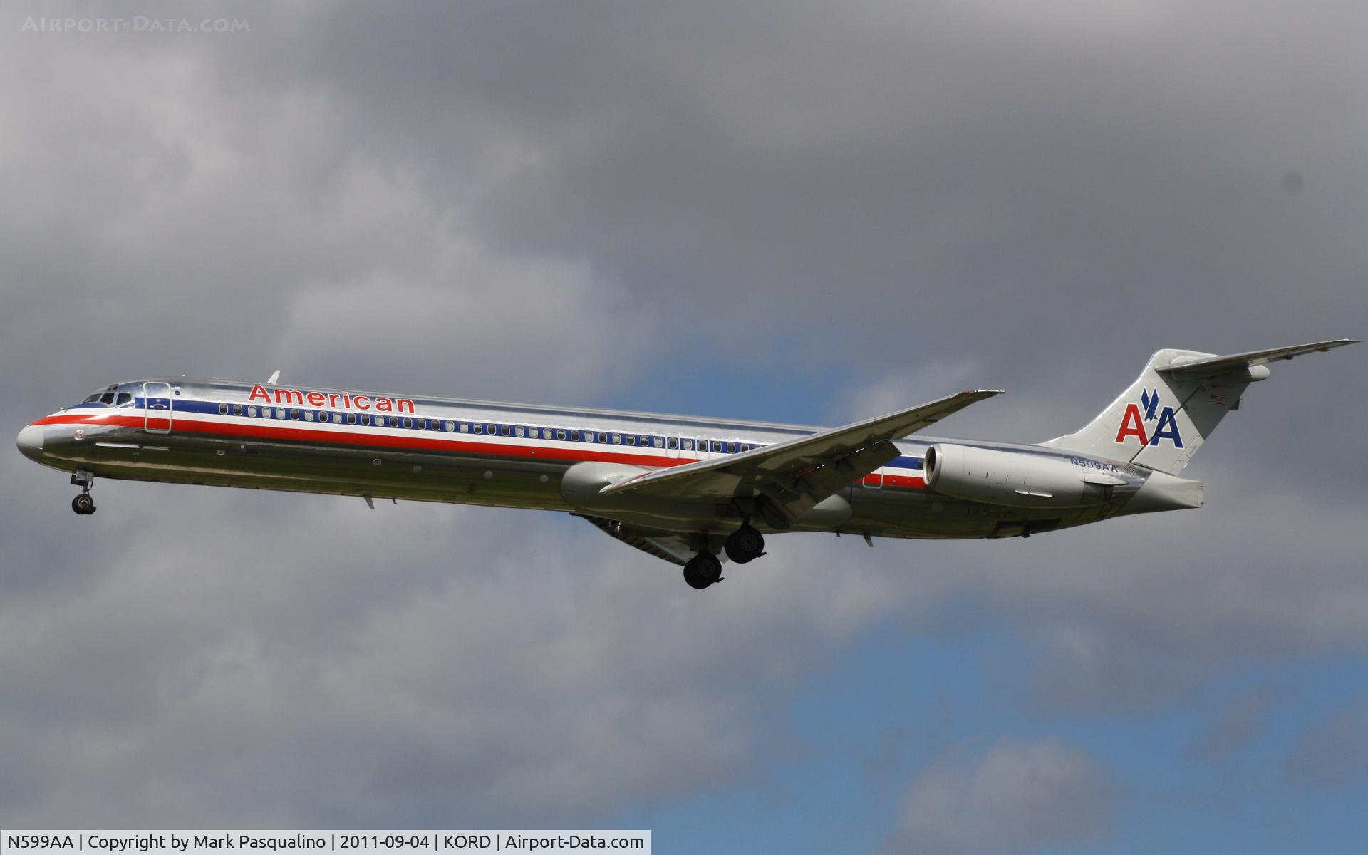 N599AA, 1992 McDonnell Douglas MD-83 (DC-9-83) C/N 53289, MD-83