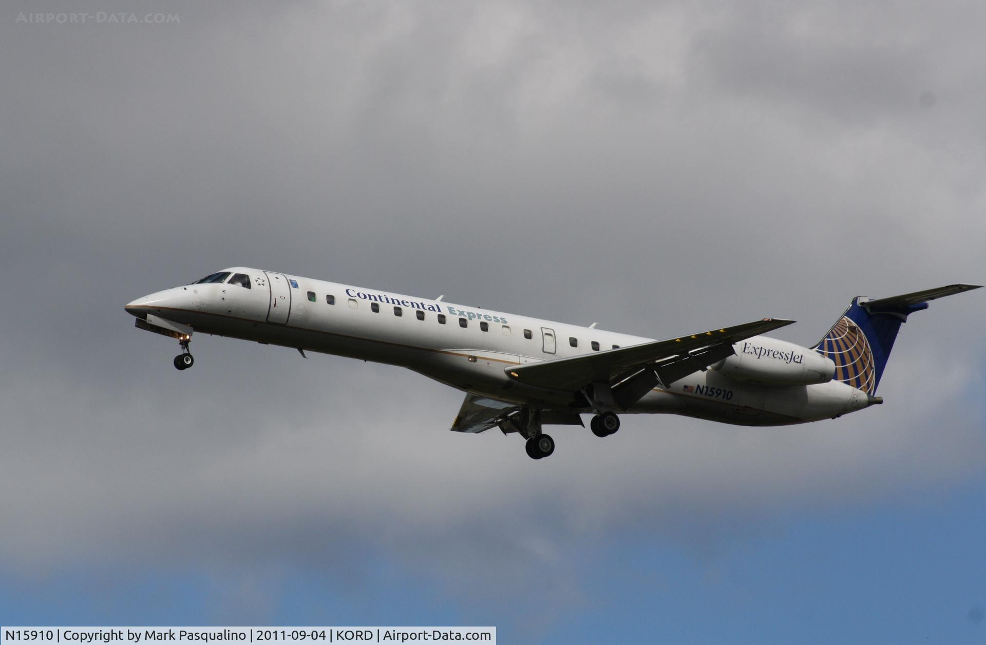 N15910, 2001 Embraer ERJ-145LR (EMB-145LR) C/N 145455, EMB-145LR