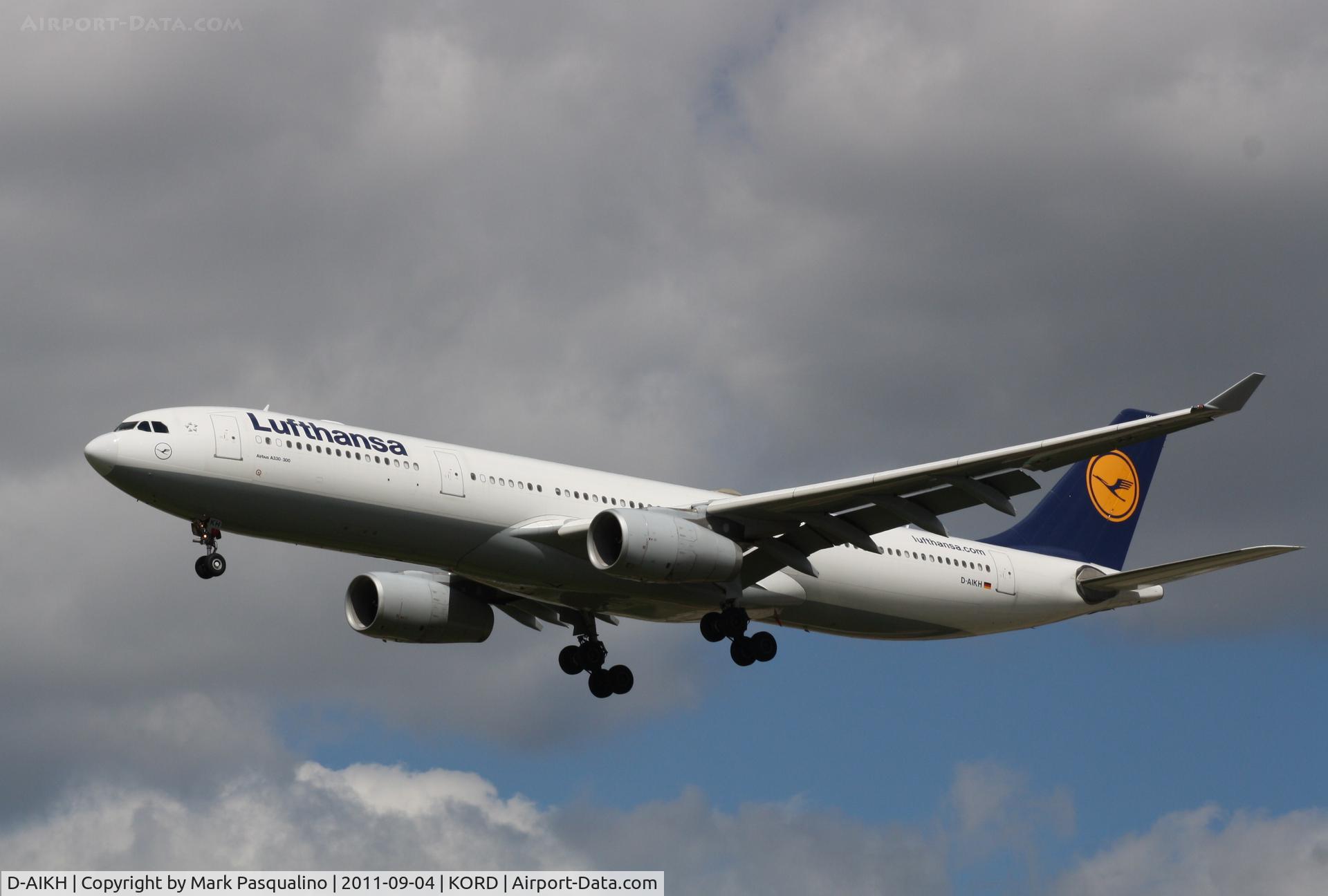 D-AIKH, 2005 Airbus A330-343X C/N 648, Airbus A340-300