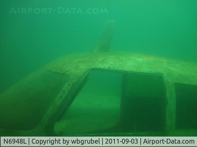N6948L, Cessna 310K C/N 310K0048, Sitting on the bottom at 40 feet