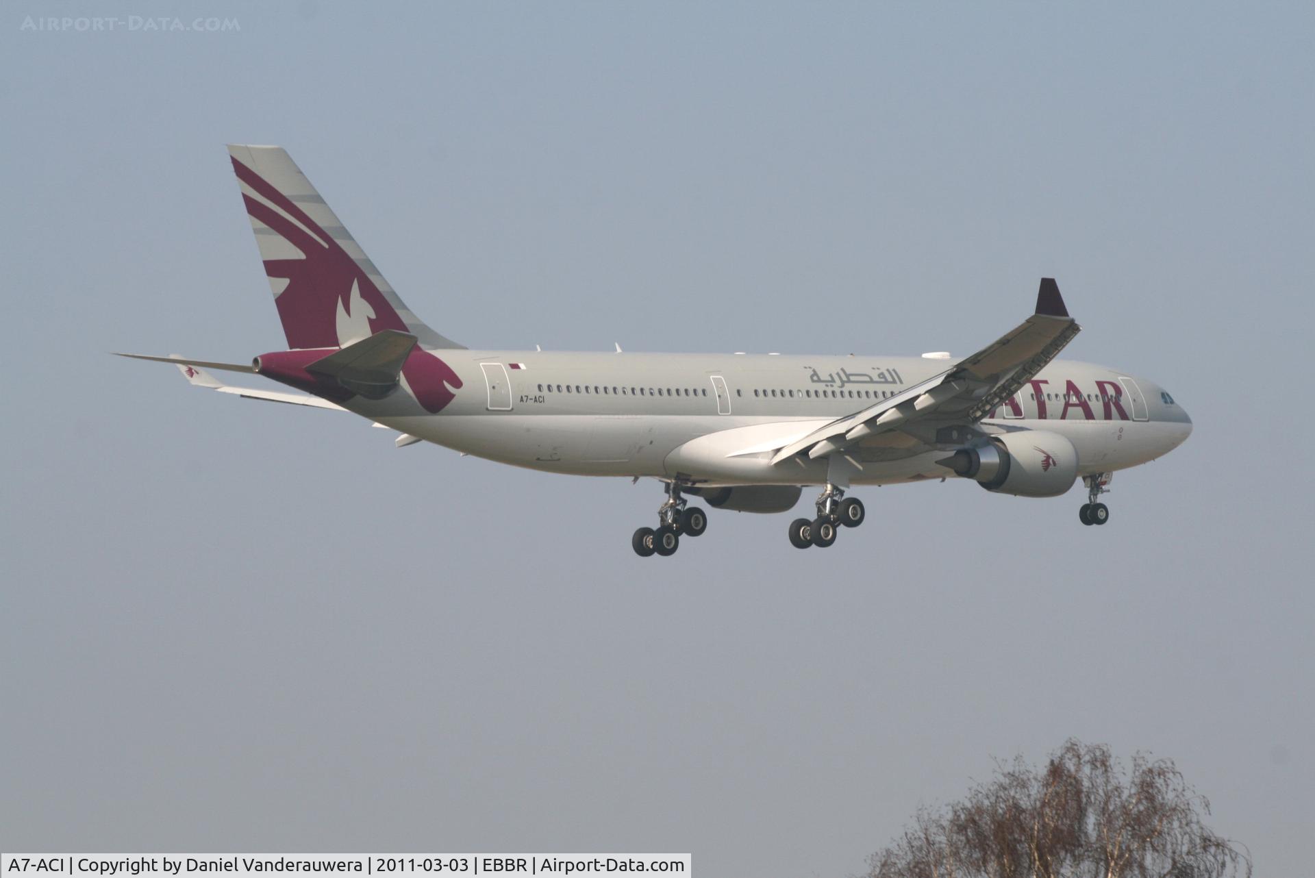 A7-ACI, 2006 Airbus A330-202 C/N 746, Flight QR941 is descending to RWY 02