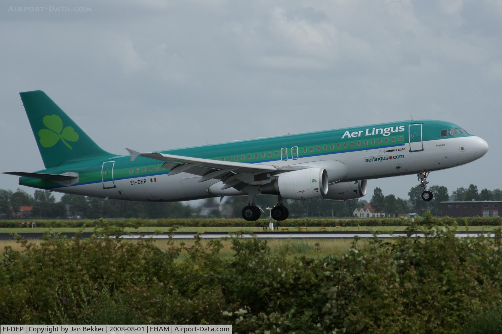 EI-DEP, 2005 Airbus A320-214 C/N 2542, Just before landing on the 