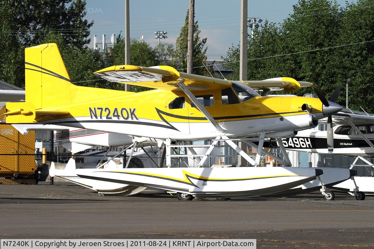 N7240K, Schneider Richard J LOADMASTER C/N 97-001, seen at Renton