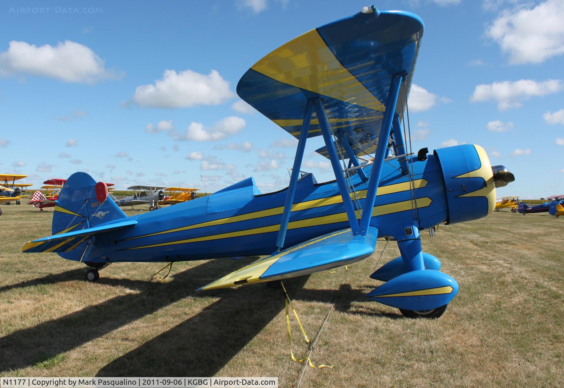 N1177, 1942 Boeing E75 C/N 75-5046, Stearman