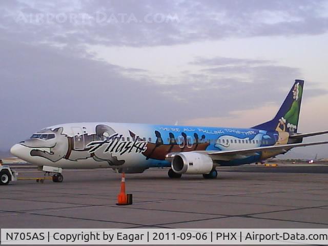 N705AS, 1998 Boeing 737-490 C/N 29318, We're all pulling together