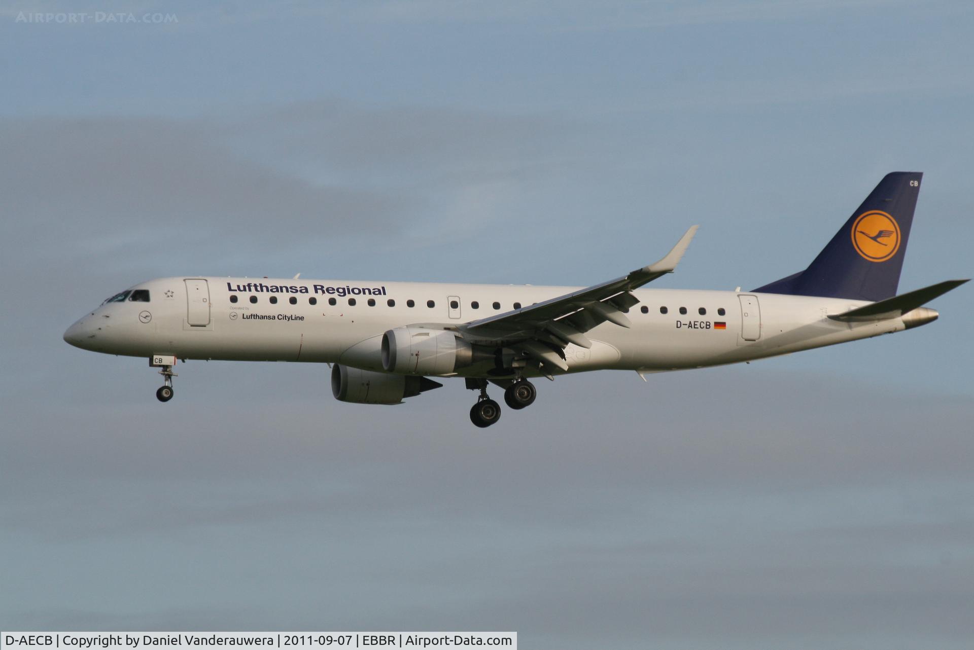 D-AECB, 2009 Embraer 190LR (ERJ-190-100LR) C/N 19000332, Arrival of flight LH1006 to RWY 25L