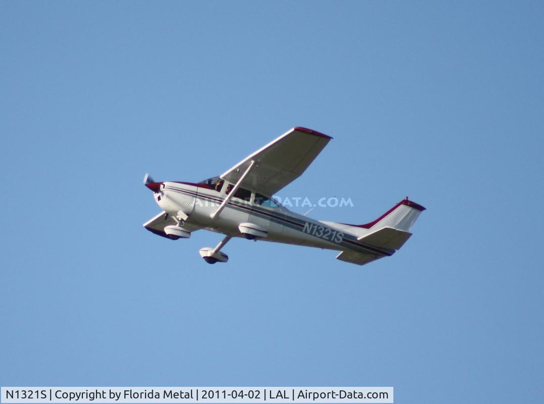 N1321S, 1976 Cessna 182P Skylane C/N 18264885, Cessna 182P